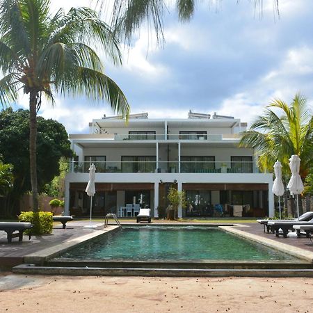Olana Blue - Beachfront Apartment ريفير نوار المظهر الخارجي الصورة